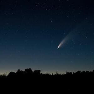 Couverture de C/2022 E3 (ZTF) : la prochaine comète brillante passera devant la Terre